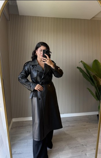 Siyah Deri Trençkot